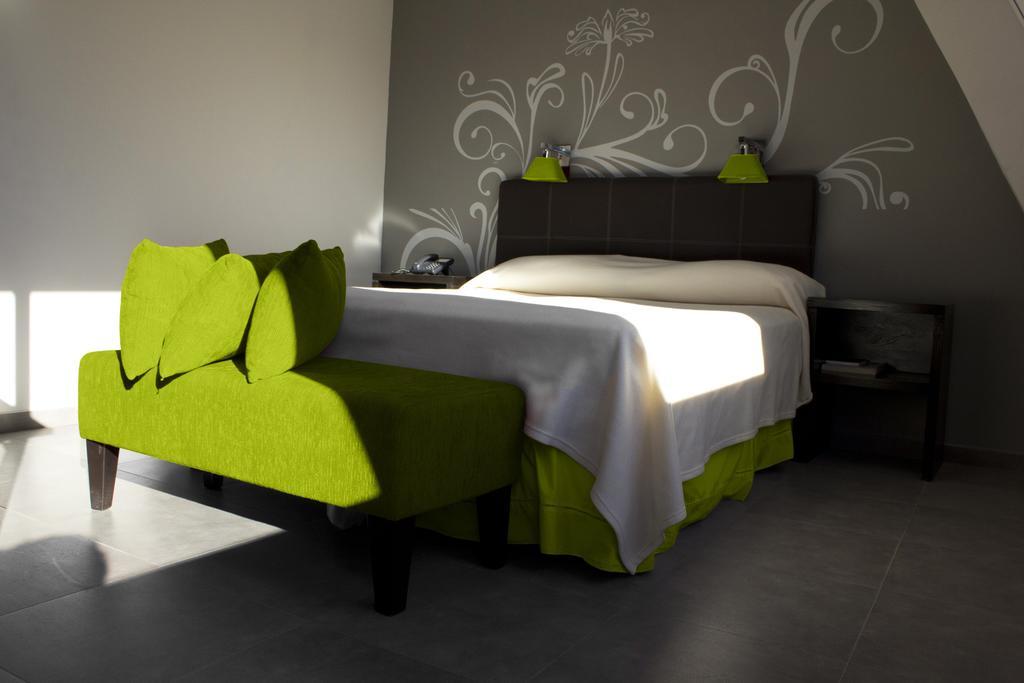 Hotel NEU 354 Neuquén Kamer foto